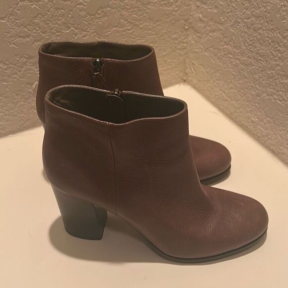 Prada Women's Size 40 Leather Booties Brown Fall Classic Quiet Luxury Minimalist - Picture 2 of 12
